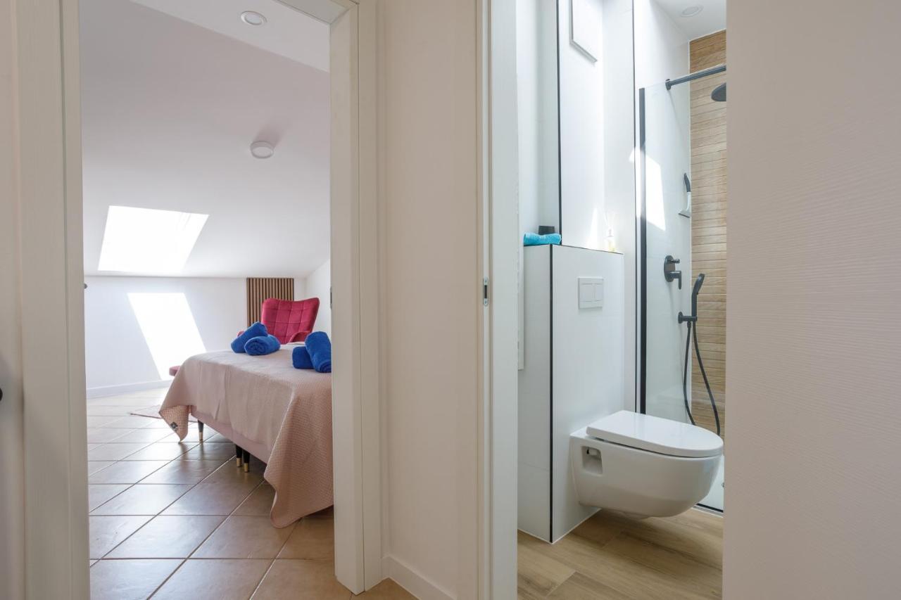 Apartmen Plus U Centru Blizu Plaze Нивице Экстерьер фото